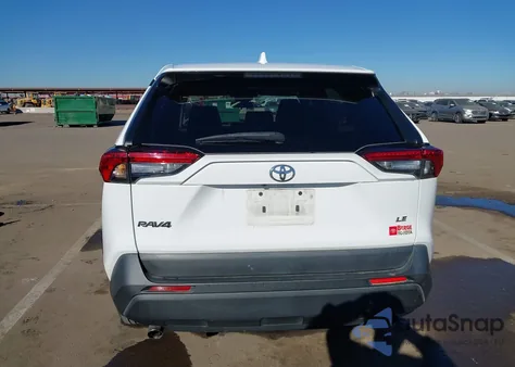 2022 Toyota Rav4 Le z USA, uszkodzony, nr VIN 2T3H1RFV3NC197001